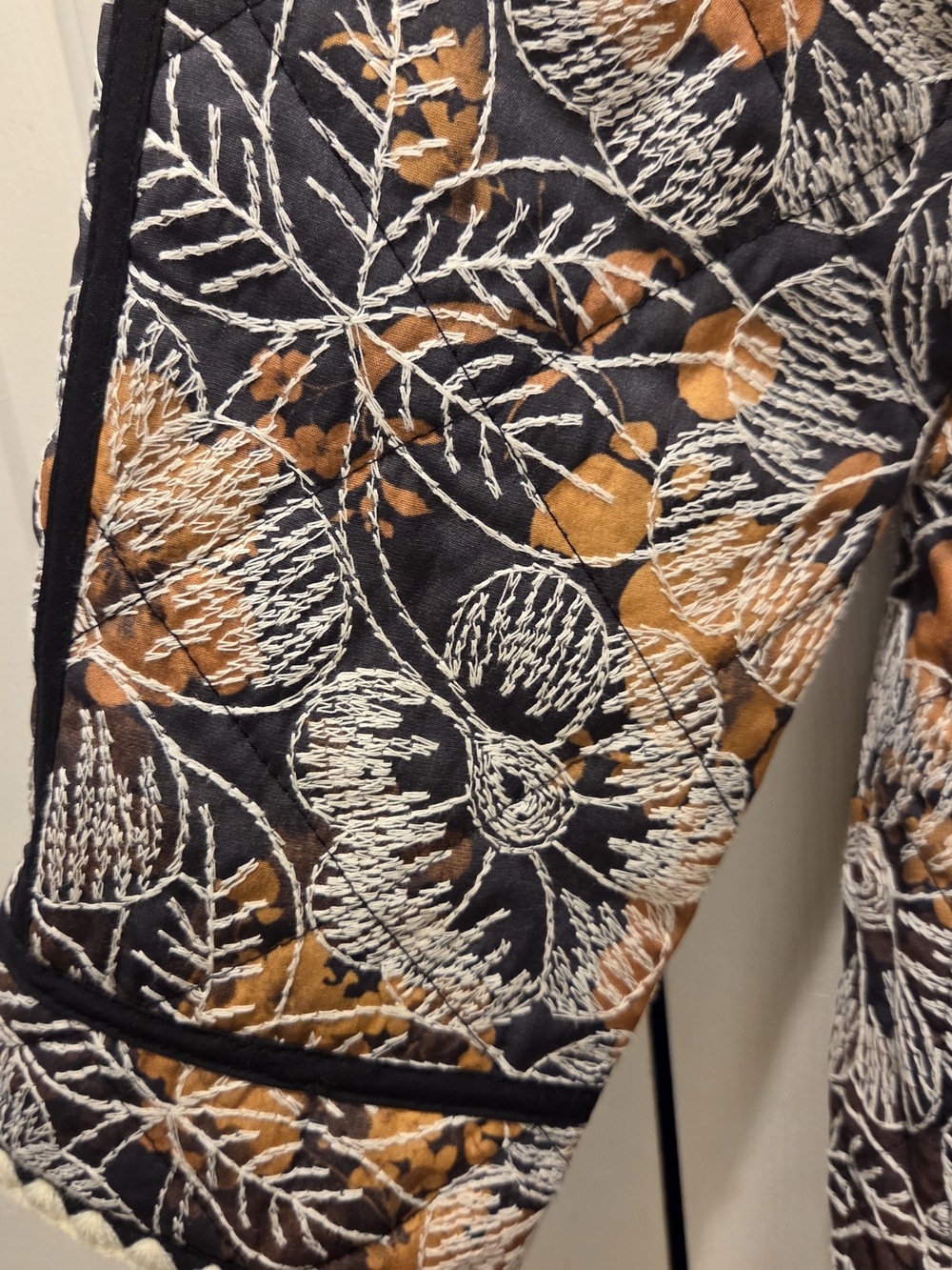 7 For All Mankind Floral Quilted Belted Jacket - Black, Orange, White - Picture 4 of 4